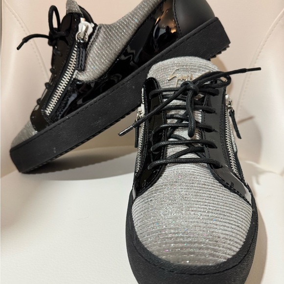 Giuseppe Zanotti Other - GIUSEPPE Men’s Low top Sneaker